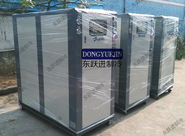 工業(yè)冷水機(jī) 工業(yè)冷水機(jī)