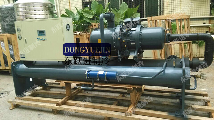 水冷螺桿式制冷機(jī) 水冷螺桿式制冷機(jī)