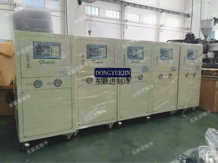 小型冰水機生產(chǎn)廠家 小型冰水機生產(chǎn)廠家