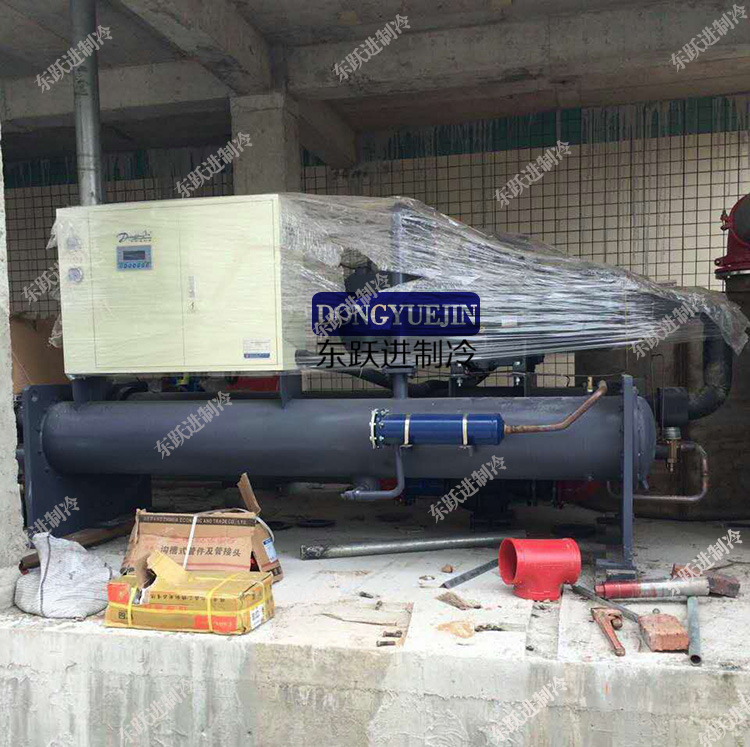 螺桿冷凍機(jī) 螺桿冷凍機(jī)