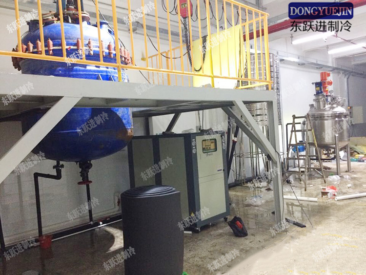 低溫冷水機(jī)多少錢 低溫冷水機(jī)多少錢